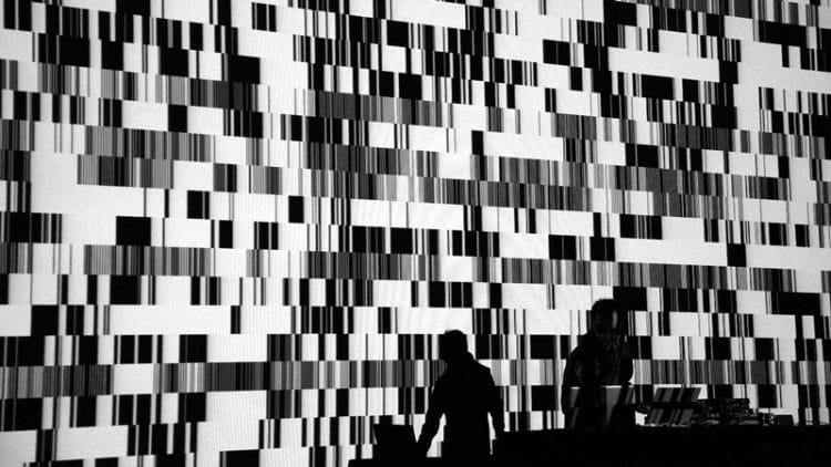 Ryoji Ikeda, test pattern [live set] audiovisual performance (2008) - 2