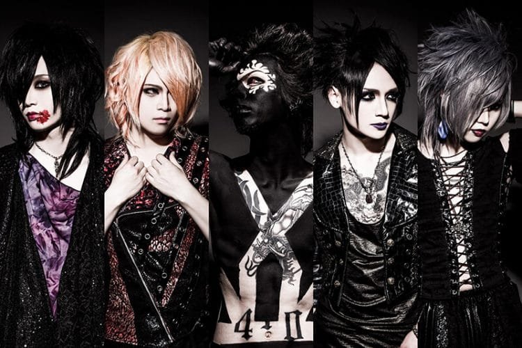 DEVILOOF before Seiya and Hiroto left te band.