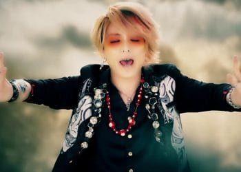 MV Review: D=OUT – 卍 (Manji)