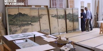Museum Volkenkunde starts crowdfunding for restoration folding screen by Kawahara Keiga