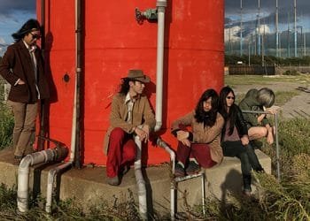 De Lorians © ZUMA Bookings