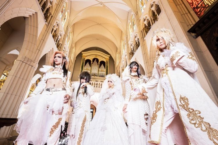Scarlet Valse © Starwave Records