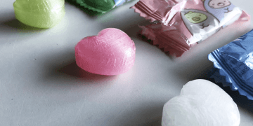Product Review: Hayakawa  – Sumikkogurashi Candies