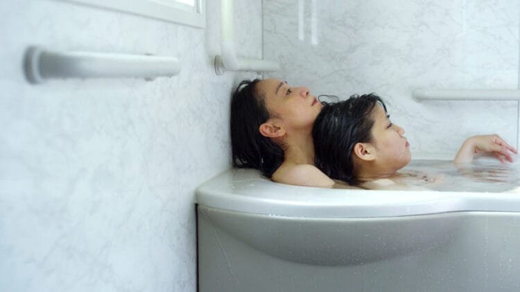 Film Review: 37 Seconds