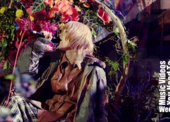 Still from um-hum's video Ungra