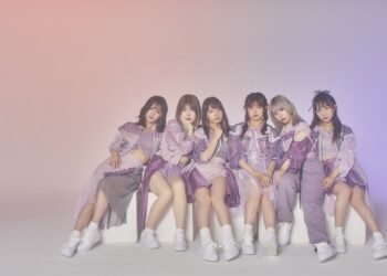 © QUEENS