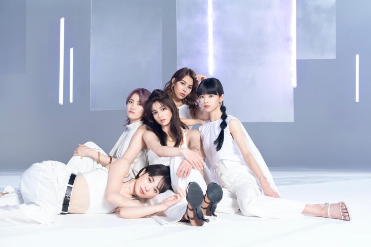 FAKY © avex music creative Inc.