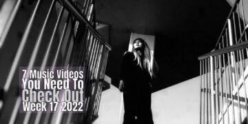 Still from the monochrome music video for the song "Monaural" by the rock band Palastleben