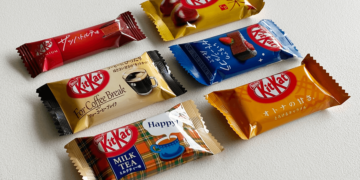 Product Review: KitKat Minis Caramel, Autumn Chestnut, Sachertorte, Milk Tea, Coffee Break and Ichigo Gateau Au Chocolat